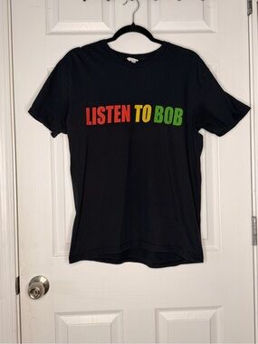 Black "LISTEN TO BOB" Graphic Tee